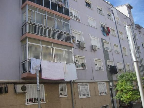 Foto 1 de Pis en venda a Can Borrell - La Plana de Lledó de 3 habitacions i 74 m²