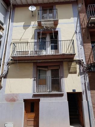 Foto 1 de Venta de casa en Peralta de 3 habitaciones con balcón
