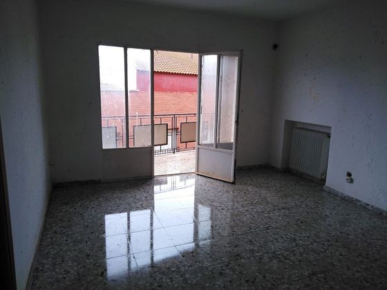 Foto 2 de Piso en venta en Almodóvar del Campo de 3 habitaciones con terraza