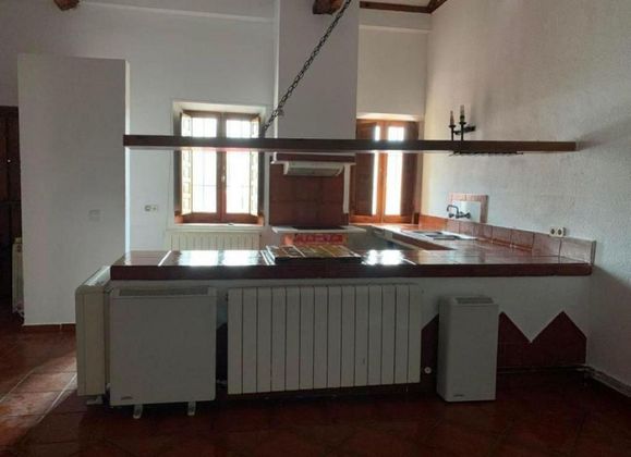 Foto 2 de Casa en venta en Yanguas de Eresma de 3 habitaciones y 128 m²