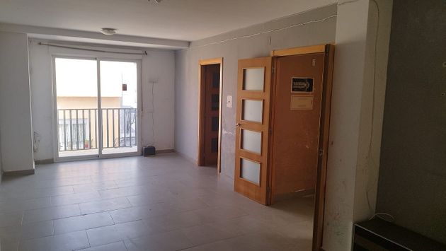 Foto 2 de Piso en venta en Vall d´Uixó (la) de 3 habitaciones y 185 m²