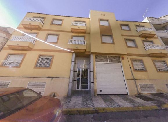 Foto 1 de Venta de piso en La Gangosa de 3 habitaciones con garaje
