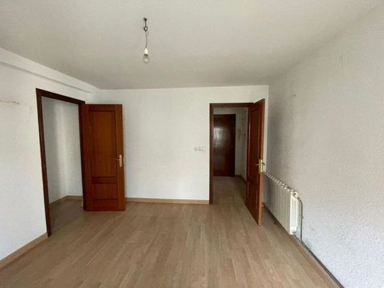 Foto 2 de Venta de piso en Villarcayo de Merindad de Castilla la Vieja de 3 habitaciones y 85 m²