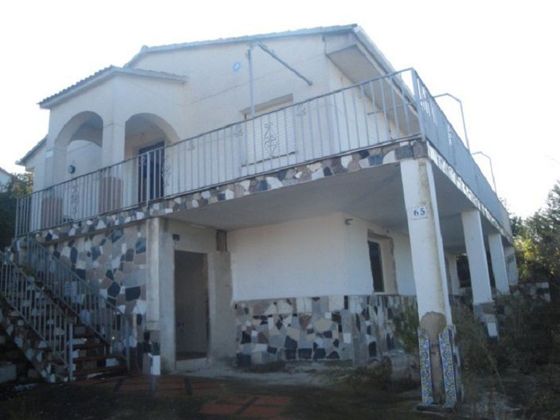 Foto 1 de Piso en venta en Montbarbat de 4 habitaciones con terraza y balcón
