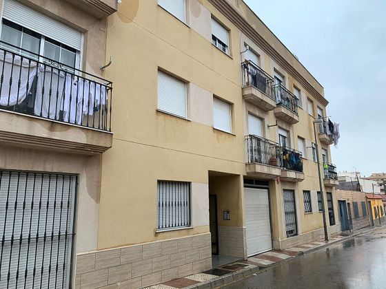 Foto 1 de Piso en venta en Carretera Mojonera – Cortijos de Marín de 2 habitaciones con garaje y ascensor