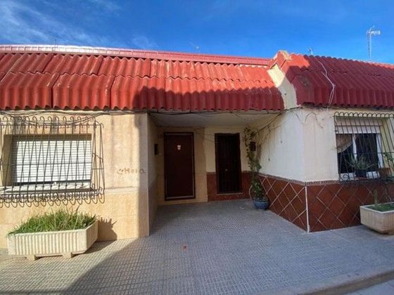 Foto 1 de Casa en venda a El Palmar de 4 habitacions i 126 m²