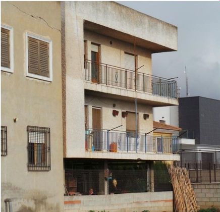 Foto 1 de Pis en venda a Orihuela ciudad de 3 habitacions i 132 m²