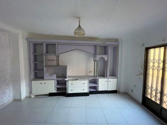 Foto 2 de Piso en venta en Guadix de 3 habitaciones y 93 m²