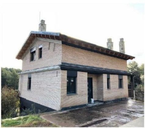 Foto 1 de Casa en venda a Castellnou de Bages de 3 habitacions amb garatge