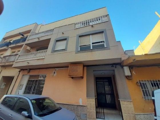 Foto 2 de Pis en venda a Carretera Mojonera – Cortijos de Marín de 3 habitacions amb terrassa