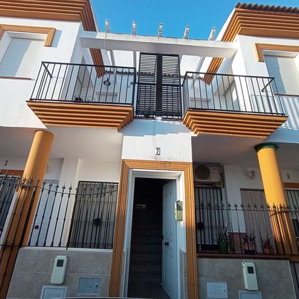 Foto 2 de Piso en venta en Isla Cristina ciudad de 2 habitaciones con terraza