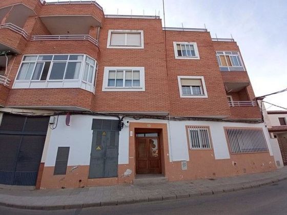Foto 1 de Pis en venda a Villarrobledo de 3 habitacions amb terrassa