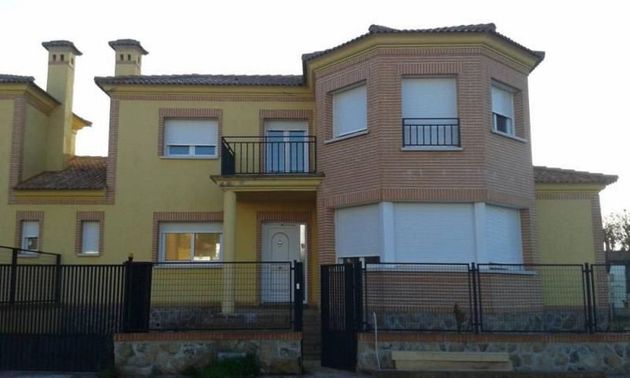 Foto 2 de Casa en venta en Escalona de 4 habitaciones y 163 m²