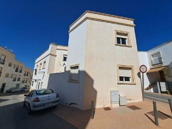 Foto 1 de Dúplex en venta en Níjar de 3 habitaciones con terraza y garaje