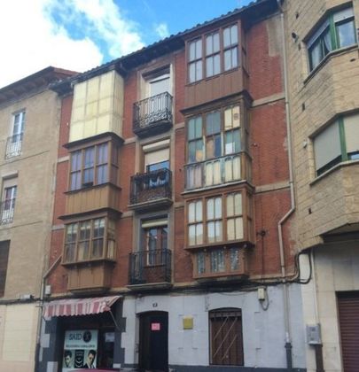 Foto 2 de Pis en venda a Miranda de Ebro de 2 habitacions i 69 m²