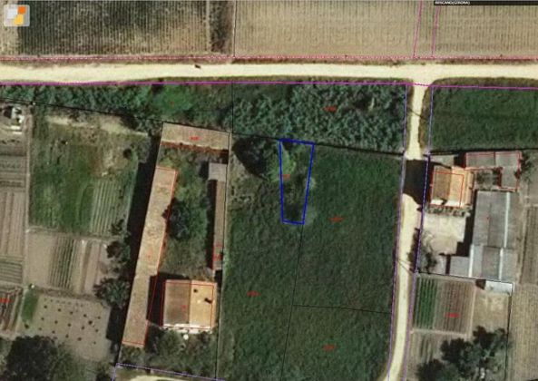 Foto 1 de Venta de terreno en Bescanó de 424 m²