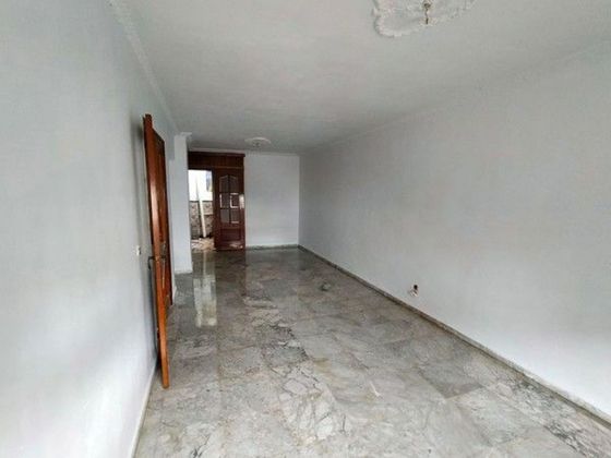 Foto 2 de Casa en venta en Algaba (La) de 3 habitaciones y 97 m²