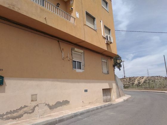 Foto 1 de Pis en venda a Huércal de Almería de 4 habitacions amb terrassa