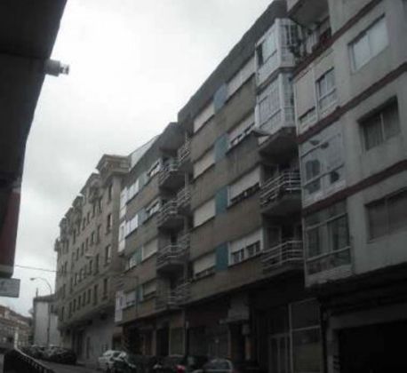 Foto 1 de Venta de piso en Vilagarcía de 3 habitaciones y 113 m²