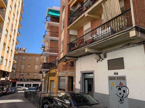 Foto 2 de Pis en venda a Linares de 3 habitacions amb terrassa i ascensor