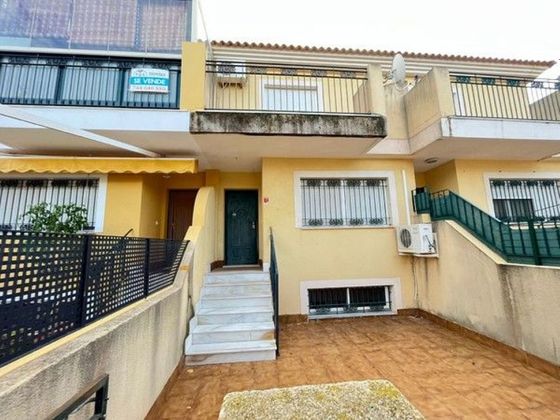 Foto 2 de Casa en venta en Centro - Alcazares, Los de 3 habitaciones con terraza y garaje