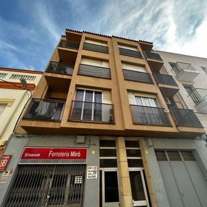 Foto 2 de Venta de piso en Santa Bàrbara de 4 habitaciones con balcón