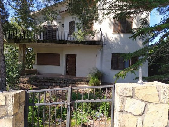 Foto 1 de Venta de casa en Corbera de Llobregat de 4 habitaciones con terraza y garaje
