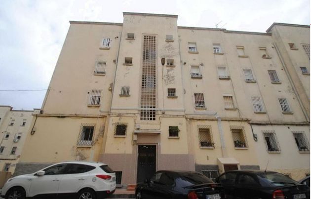 Foto 1 de Pis en venda a Ceuta de 3 habitacions i 53 m²