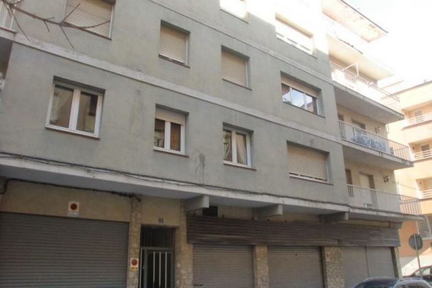 Foto 1 de Venta de piso en Veinat de 3 habitaciones con terraza y aire acondicionado