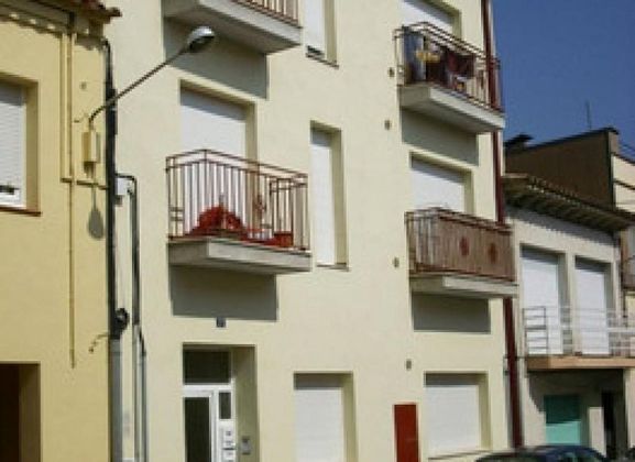 Foto 1 de Pis en venda a Llagostera de 2 habitacions amb terrassa i aire acondicionat