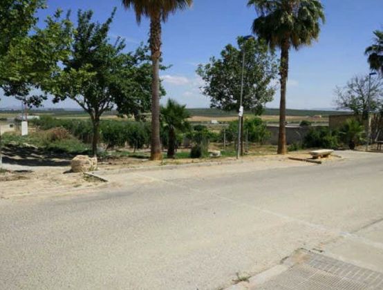 Foto 1 de Venta de terreno en Arahal de 1064 m²