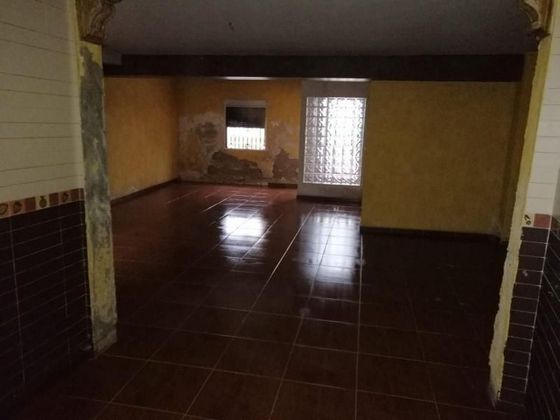 Foto 2 de Casa en venta en Linares de 3 habitaciones con garaje
