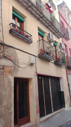 Foto 1 de Venta de piso en Remolins - St Jaume de 3 habitaciones con terraza y garaje