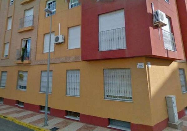 Foto 2 de Pis en venda a Roquetas Centro de 3 habitacions amb garatge i ascensor