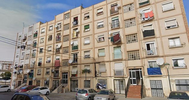 Foto 2 de Piso en venta en Torreforta de 3 habitaciones con terraza y aire acondicionado