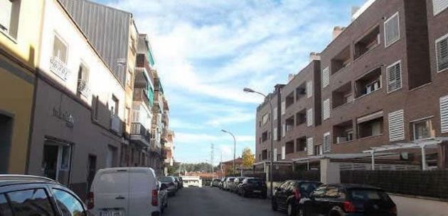 Foto 2 de Venta de piso en Les Arenes - La Grípia  Can Montllor de 4 habitaciones con terraza