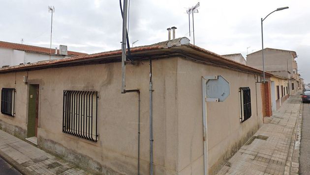 Foto 1 de Casa en venda a Socuéllamos de 3 habitacions amb aire acondicionat