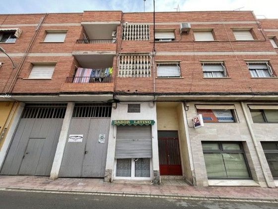 Foto 1 de Piso en venta en Alhama de Murcia de 3 habitaciones con terraza