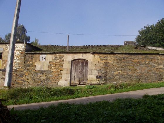 Foto 2 de Casa rural en venda a Guntín de 1 habitació amb garatge