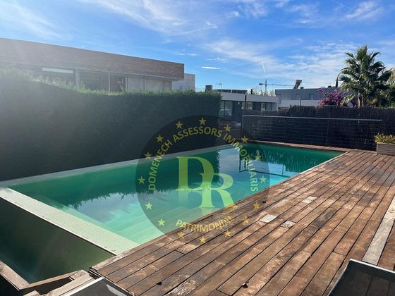 Foto 2 de Casa en venta en Can Mates  - Volpelleres de 7 habitaciones con terraza y piscina