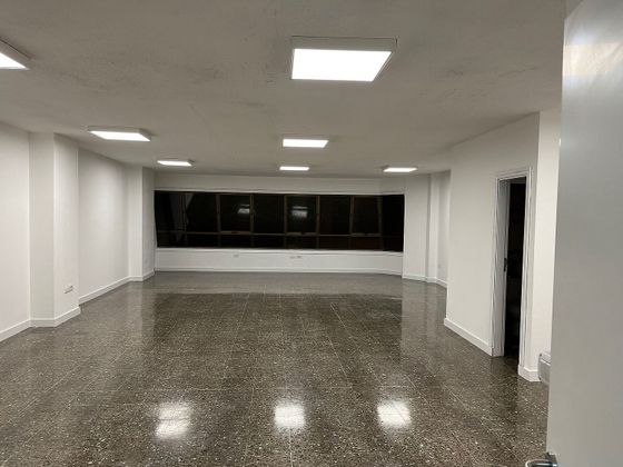 Foto 1 de Alquiler de oficina en calle Imeldo Seris de 117 m²