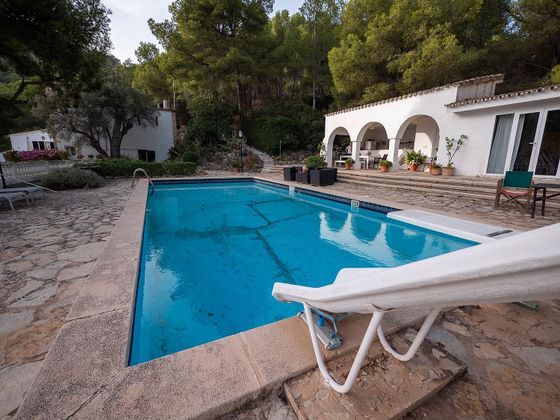 Foto 2 de Casa rural en venda a calle Diseminado Genova de 10 habitacions amb terrassa i piscina