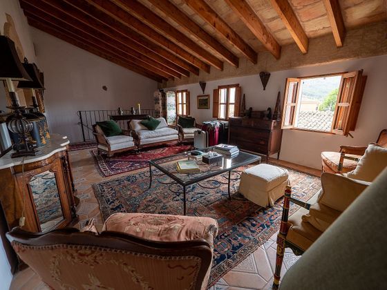 Foto 1 de Casa rural en venda a calle Hermanos Barbará de 4 habitacions amb terrassa