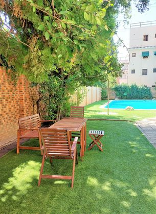 Foto 2 de Piso en alquiler en Nueva España de 1 habitación con piscina y jardín