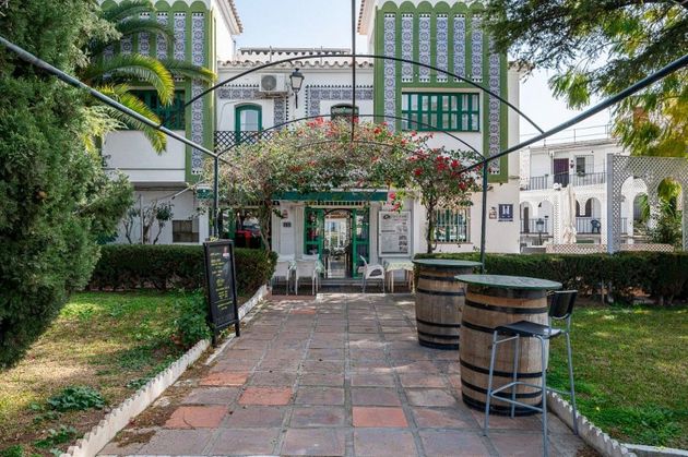 Foto 1 de Casa en venta en Nueva Nerja - Burriana de 6 habitaciones con piscina y jardín