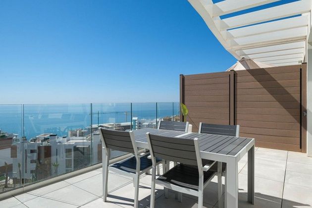 Foto 2 de Àtic en venda a Las Gaviotas de 2 habitacions amb terrassa i piscina