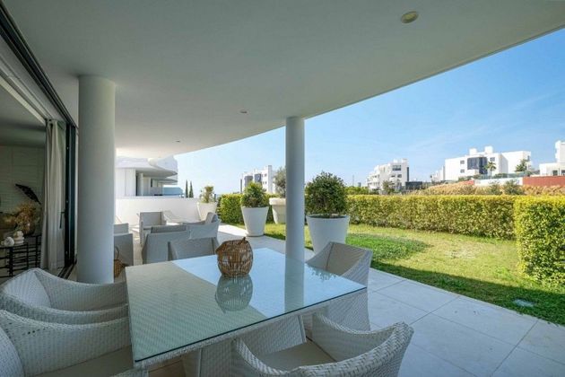 Foto 2 de Piso en venta en El Higuerón de 3 habitaciones con terraza y piscina