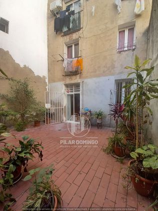 Foto 2 de Pis en venda a El Raval de 3 habitacions amb terrassa i aire acondicionat
