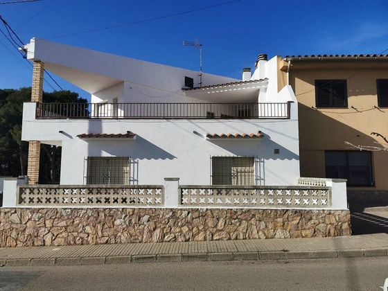 Foto 2 de Venta de chalet en Escala, L´ de 6 habitaciones con terraza y garaje