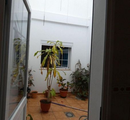 Foto 2 de Venta de chalet en calle Francisco González Díaz de 4 habitaciones con terraza y aire acondicionado
